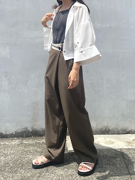 「ラップパンツ」｜「アイテム（スラックス）」を使った、THE YOn STAFFさん（レディース・154cm）の夏コーディネート