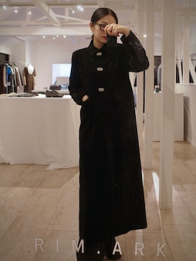 「アイテム（ステンカラーコート）」を使った、yoshinosasakiさん（レディース・165cm）の夏コーディネート