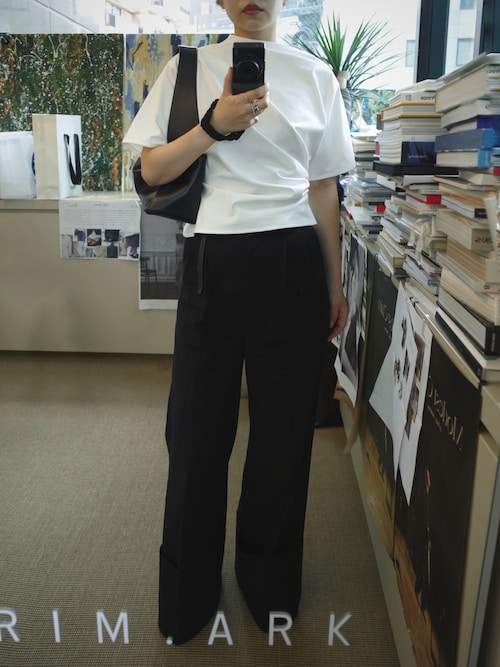 RIM.ARK Slacks all in one ¥24,200 RIM.ARK Slacks all in one ¥24,200 RIM.ARK | W-length slacks