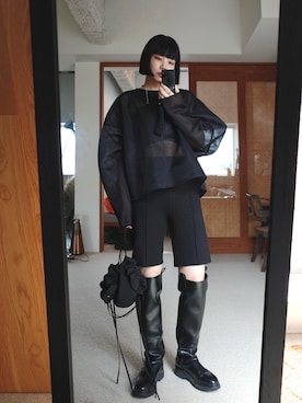 「アイテム（チューブトップ）」を使った、yoshinosasakiさん（レディース・165cm）の秋コーディネート