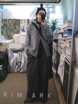 「アイテム（カーディガン/ボレロ）」を使った、yoshinosasakiさん（レディース・165cm・30代）の秋コーディネート