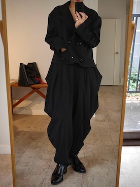 「アイテム（スラックス）」を使った、yoshinosasakiさん（レディース・165cm・30代）の秋コーディネート