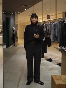 「アイテム（スラックス）」を使った、yoshinosasakiさん（レディース・165cm・30代）の秋コーディネート