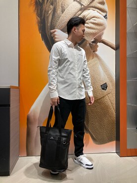 「ARMANI EXCHANGE（アルマーニエクスチェンジ）のアイテム（チノパンツ）」を使った、zawa.yさん（メンズ・182cm）の冬コーディネート