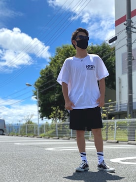 「H&M（エイチ・アンド・エム）のアイテム（Tシャツ/カットソー、ホワイト系）」を使った、SHUさん（メンズ・169cm）の夏コーディネート