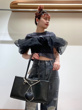 「刺繍」｜「アイテム（パンプス）」を使った、FURFURさん（レディース・154cm）の春コーディネート