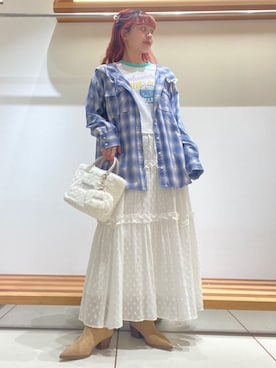 「アイテム（チャーム）」を使った、FURFURさん（レディース・154cm）の夏コーディネート