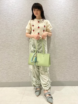 「アイテム（チャーム、ブルー系）」を使った、FURFURさん（レディース・158cm）の春コーディネート