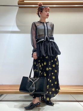 「刺繍」｜「アイテム（トートバッグ）」を使った、FURFURさん（レディース・154cm）の春コーディネート