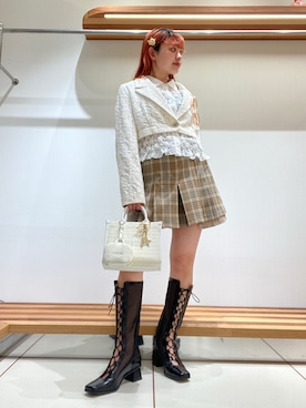 「アイテム（チャーム）」を使った、FURFURさん（レディース・154cm）の春コーディネート