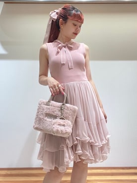 「アイテム（チャーム）」を使った、FURFURさん（レディース・154cm）の夏コーディネート