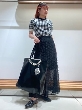 「刺繍」｜「アイテム（スカート）」を使った、FURFURさん（レディース・154cm）の春コーディネート