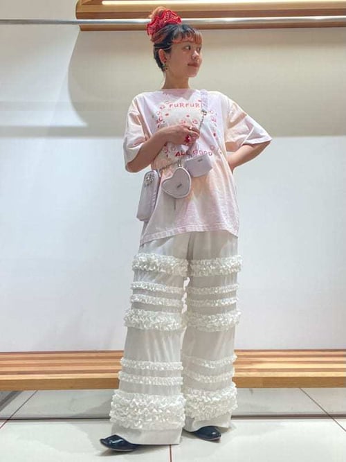 Amazon | [ファーファー] スラックス風フリルパンツ RWFP252023