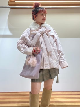 「アイテム（キーケース/キーアクセサリー）」を使った、FURFURさん（レディース・154cm）の秋コーディネート