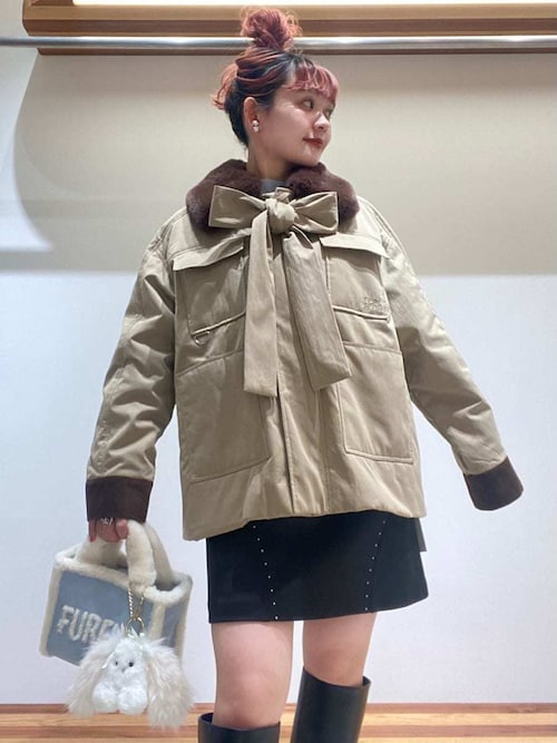 m*i様 【新品】FUR FUR パデットボウタイワークブルゾン BEG フリー FURFUR｜パデットボウタイワークブルゾン | Rakuten Fashion