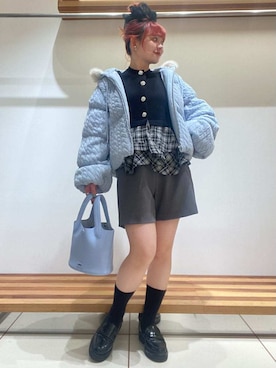 「アイテム（その他ヘアアクセサリー）」を使った、FURFURさん（レディース・154cm）の秋コーディネート