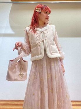 「アイテム（チャーム）」を使った、FURFURさん（レディース・154cm）の秋コーディネート