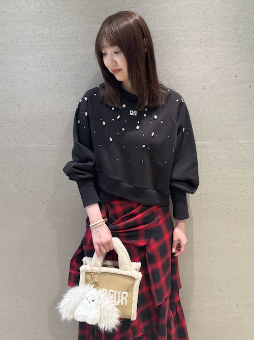 り*ん様 今季新作furfur☆ビジュー付きロゴ刺繍スウェット☆ブラック ビジュー付きロゴ刺繍スウェット（スウェット）｜FURFUR（ファーファー