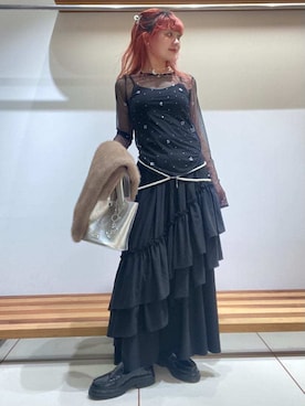 「アイテム（チャーム）」を使った、FURFURさん（レディース・154cm）の秋コーディネート