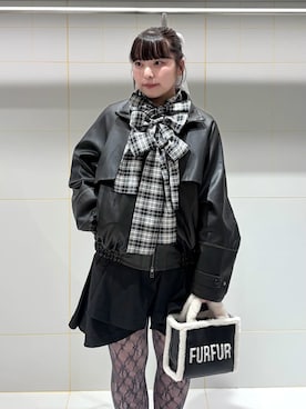 「アイテム（レッグウェア、グレー系）」を使った、FURFURさん（レディース・154cm）の秋コーディネート