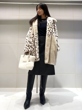 「アイテム（チャーム）」を使った、FURFURさん（レディース・157cm）の秋コーディネート