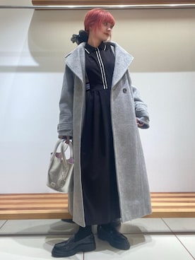 「アイテム（チャーム）」を使った、FURFURさん（レディース・154cm）の秋コーディネート