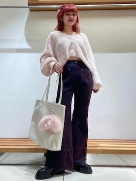 「アイテム（キーケース/キーアクセサリー）」を使った、FURFURさん（レディース・154cm）の秋コーディネート