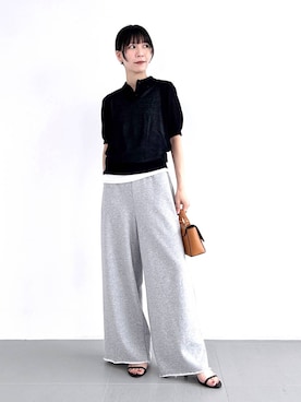 「アイテム（スリッポン）」を使った、AMIさん（レディース・159cm）の春コーディネート