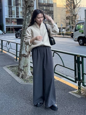 「アイテム（チョーカー）」を使った、AMIさん（レディース・159cm）の冬コーディネート