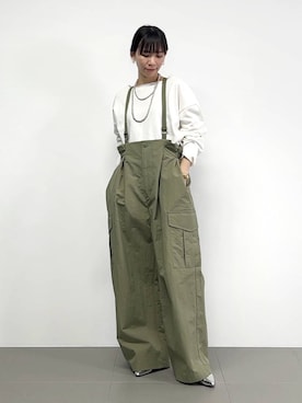 「アイテム（サロペット/オーバーオール）」を使った、AMIさん（レディース・159cm）の冬コーディネート