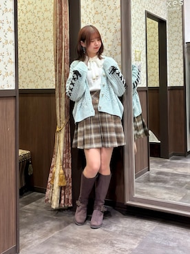 「アイテム（カーディガン/ボレロ）」を使った、白あんさん（レディース・162cm）の秋コーディネート