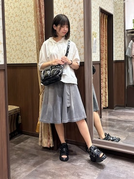 「アイテム（ブレスレット）」を使った、白あんさん（レディース・162cm）の夏コーディネート