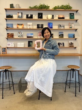 「姉からのお下がりのアイテム（デニムジャケット、ブルー系）」を使った、MoonAesilさん（レディース・165cm）の春コーディネート