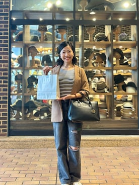 「FURLA（フルラ）のアイテム」を使った、MoonAesilさん（レディース・165cm）の秋コーディネート