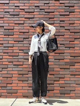 「ASICS（アシックス）のアイテム」を使った、MoonAesilさん（レディース・165cm）の春コーディネート
