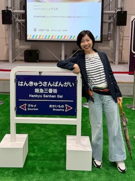 「PLST（プラステ）のアイテム（Tシャツ/カットソー、ブルー系）」を使った、MoonAesilさん（レディース・165cm）の春コーディネート
