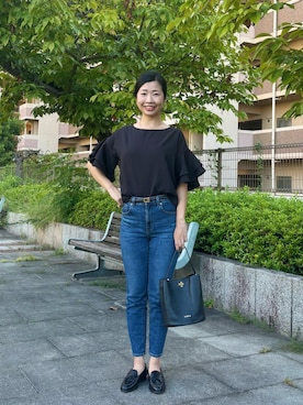GUCCIのベルトを使ったレディース人気ファッション