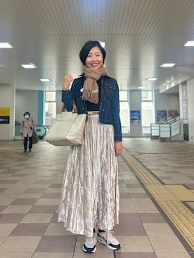 「アイテム（デニムジャケット）」を使った、MoonAesilさん（レディース・165cm）の冬コーディネート