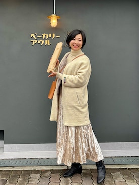 「アイテム（ノーカラーコート）」を使った、MoonAesilさん（レディース・165cm）の冬コーディネート