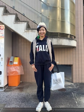 「アイテム（エコバッグ/サブバッグ）」を使った、MoonAesilさん（レディース・165cm）の冬コーディネート