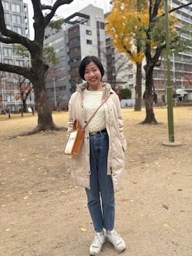 「アイテム（ジャケット/アウター、ベージュ系）」を使った、MoonAesilさん（レディース・165cm）の冬コーディネート