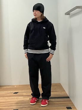 「アディダスオリジナルス」｜「アイテム（パーカー）」を使った、MHさん（レディース・163cm）の秋コーディネート