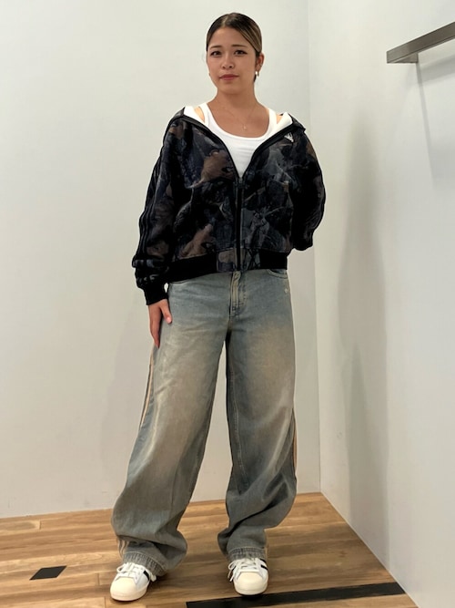 Adidas プレミアム エッセンシャルズ ワイドレッグデニムパンツ adidas ジーンズ デニム デニムパンツ プレミアム