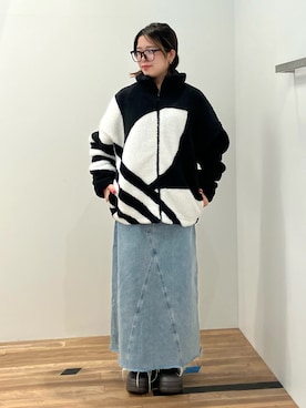 「アディダスオリジナルス」｜「アイテム（サンダル）」を使った、MHさん（レディース・163cm）の秋コーディネート