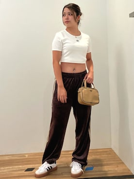 「adidas（アディダス）のFB TPベロア / ファイヤーバード トラックパンツ ベロア / ジャージ / アディダスオリジナルス adidas Originals（その他パンツ）」を使った、MHさん（レディース・163cm）の秋コーディネート
