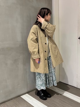 「ウェーブ×イエベ秋」｜「アイテム（その他アウター）」を使った、YOKO  HONDAさん（レディース・152cm）の春コーディネート