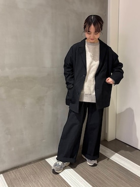 「ウェーブ×イエベ秋」｜「アイテム（その他アウター）」を使った、YOKO  HONDAさん（レディース・152cm）の春コーディネート