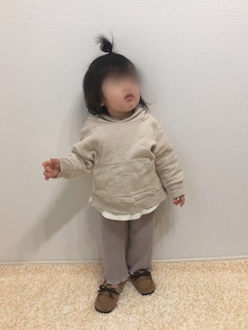 「アイテム（モカシン/デッキシューズ）」を使った、kanchaaさん（キッズ・80cm）の冬コーディネート