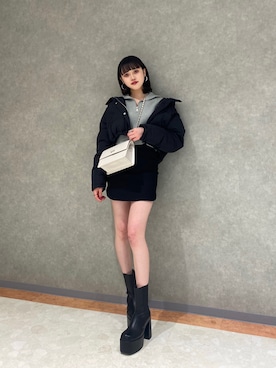 「ショルダーバック」｜「アイテム（ジャケット/アウター）」を使った、山崎愛実さん（レディース・164cm）の冬コーディネート