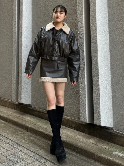 EMODA レザーセットアップ EMODA山崎愛実さんのスカートを使ったコーディネート - ZOZOTOWN